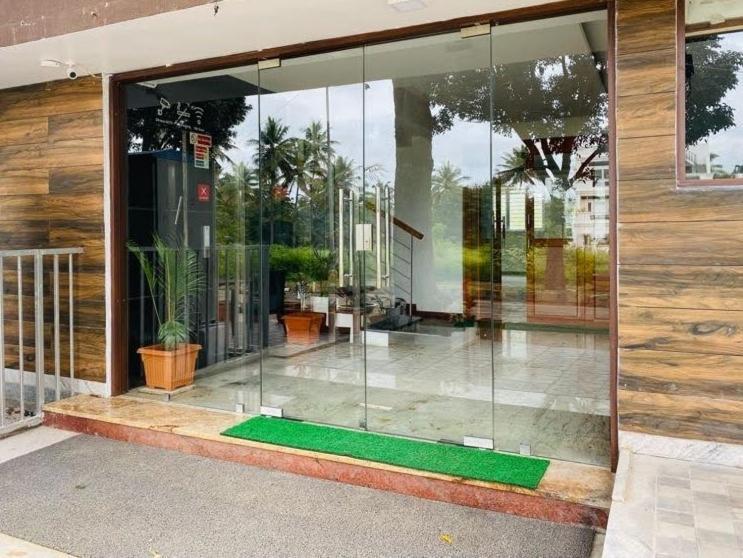 Avi Fortune Suites - Near Bangalore International Airport Extérieur photo